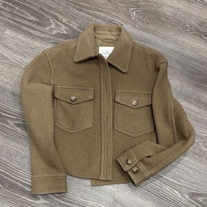 Wilfred khaki/tan jacket with white label detail